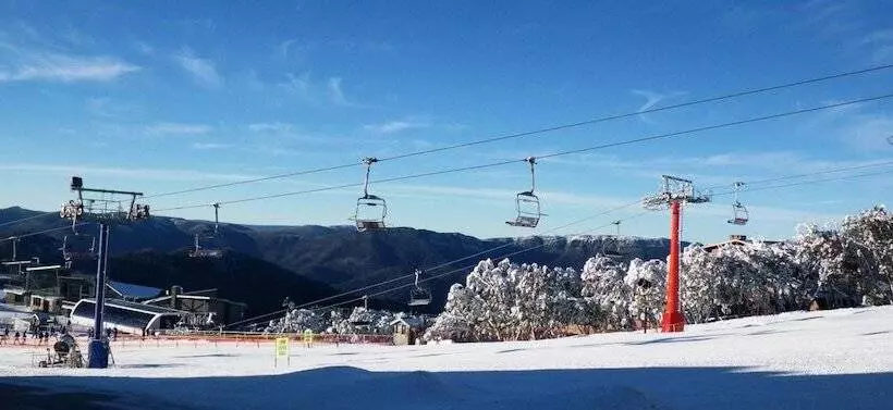 モーテル Ski Club Of Victoria   Ivor Whittaker Lodge