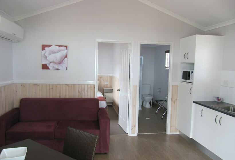 Tropical Beach Caravan Park