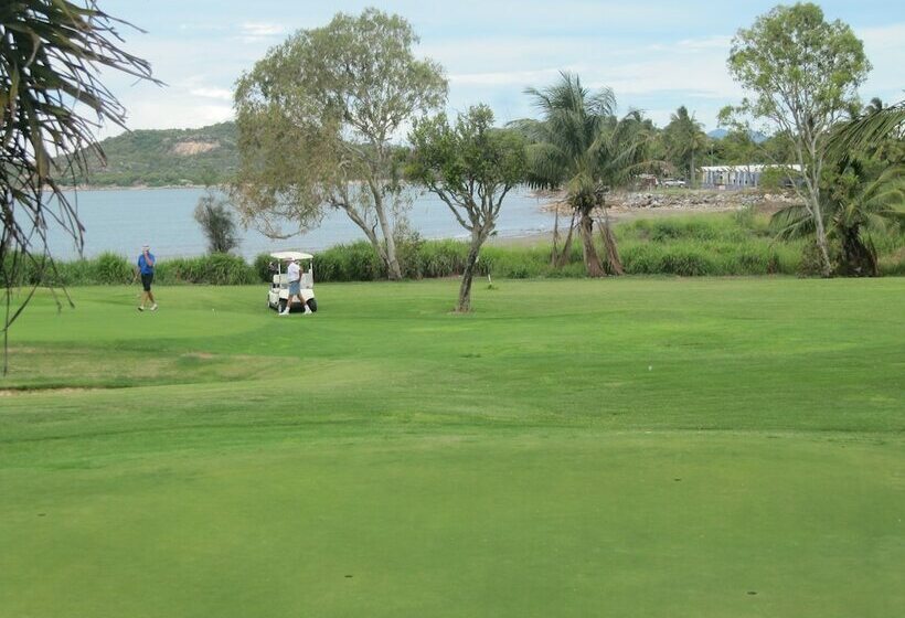 Tropical Beach Caravan Park