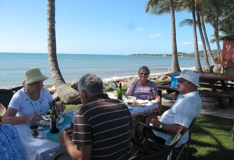 Tropical Beach Caravan Park