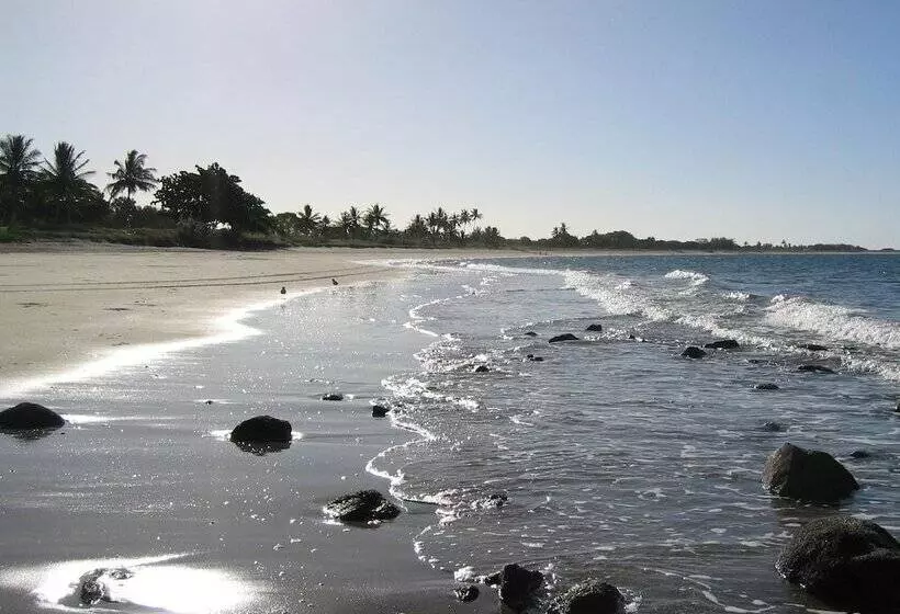 Tropical Beach Caravan Park