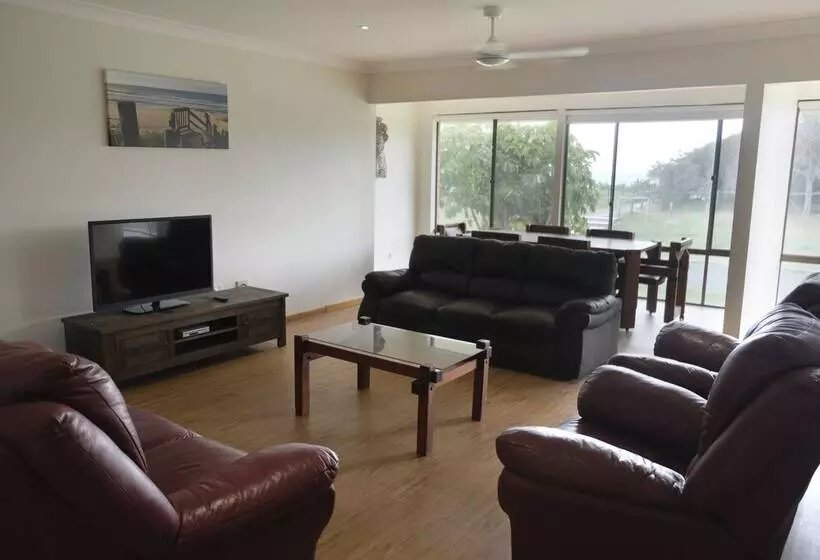 Diamond Beach Resort