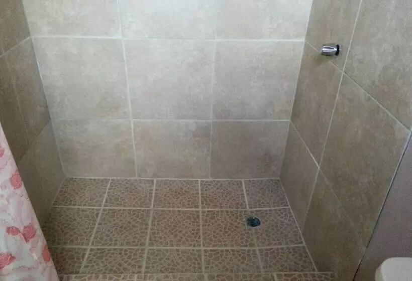 پانسیون The Nixon's Bay Side Mangrove Inn