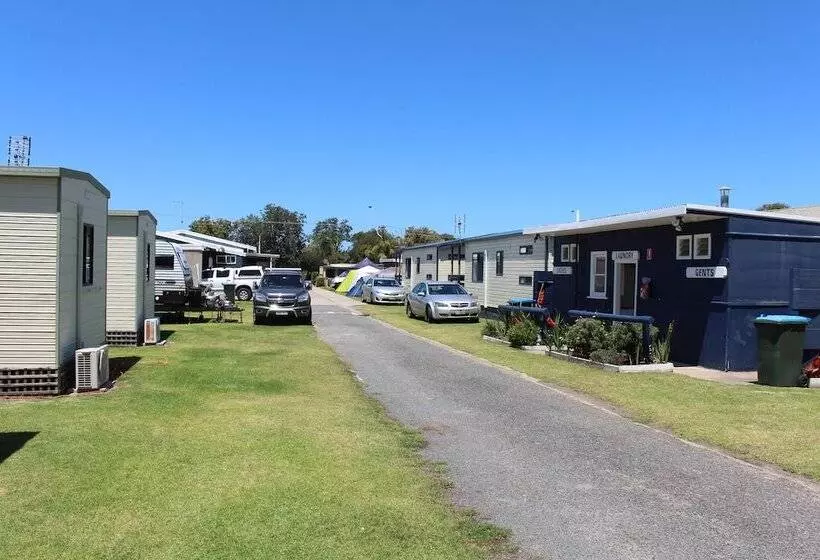 Hotelli Golden Terrace Holiday Park