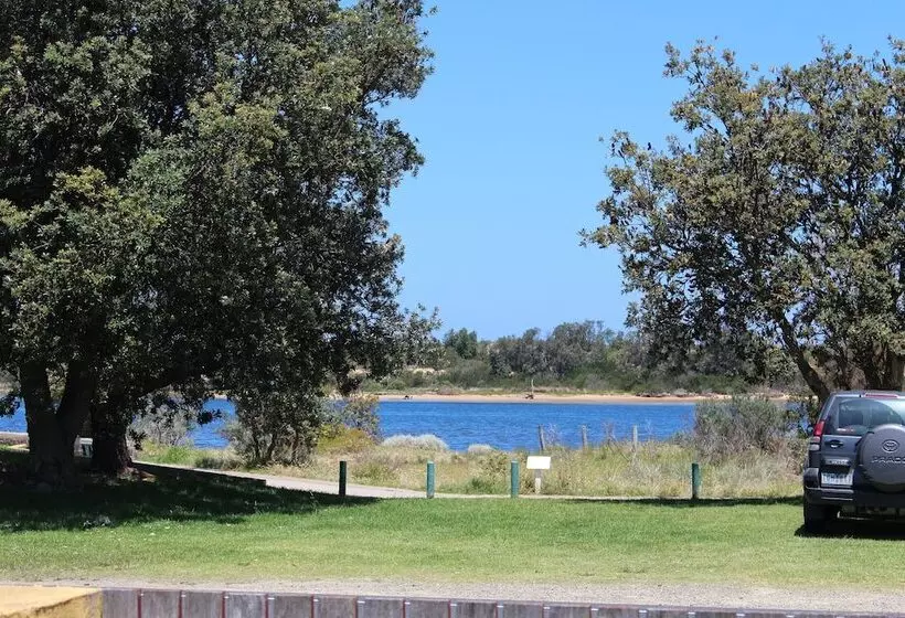 Hotelli Golden Terrace Holiday Park