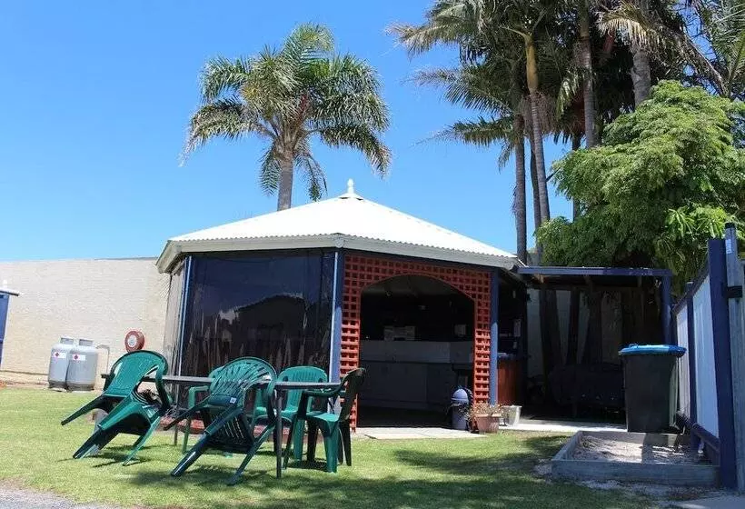 Hotelli Golden Terrace Holiday Park