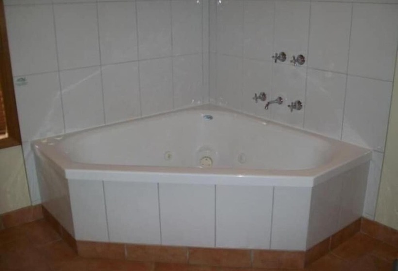 酒店 Halls Gap Valley Lodges