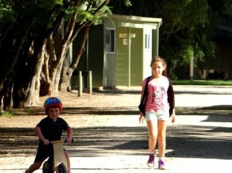 호텔 Mt Buffalo Caravan Park