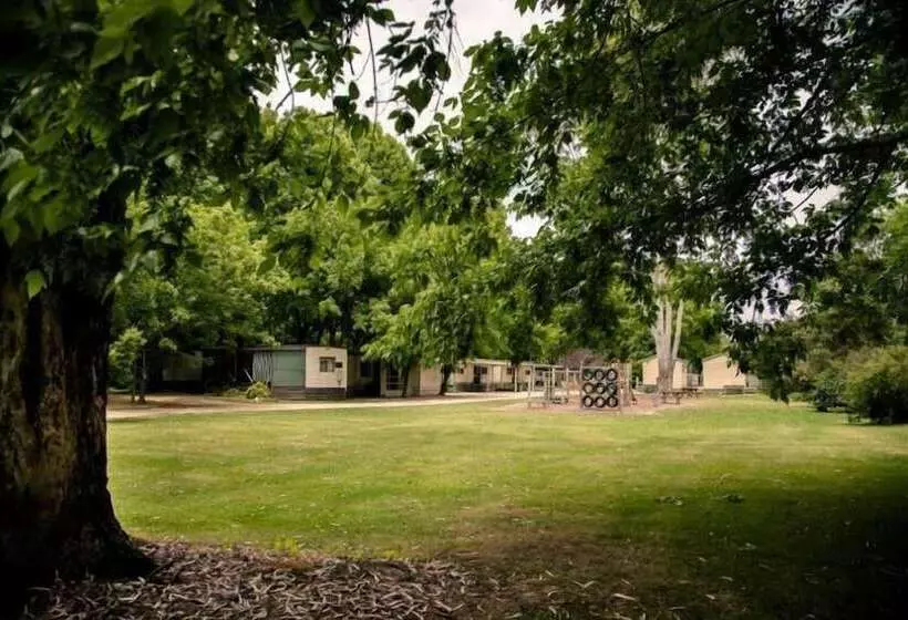 ホテル Mt Buffalo Caravan Park