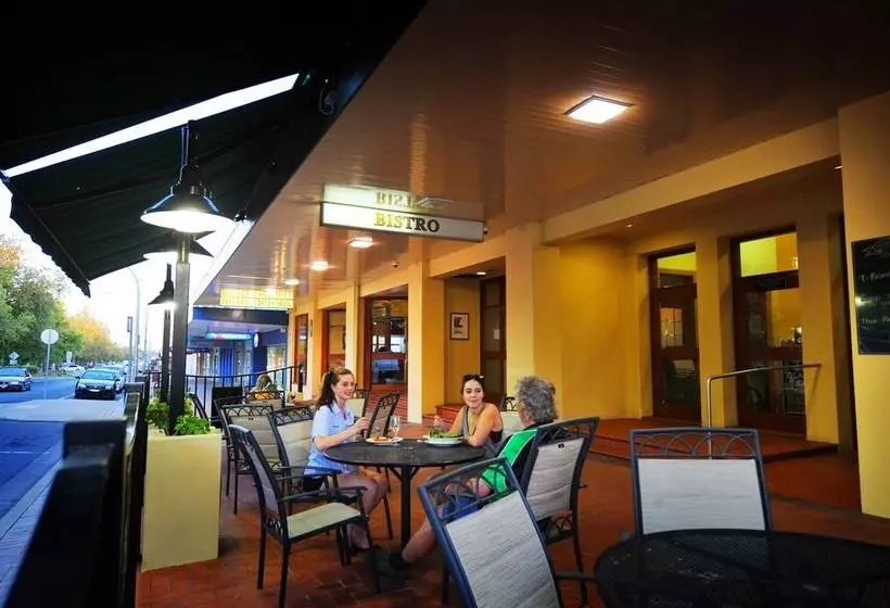 ホテル Victoria   Griffith