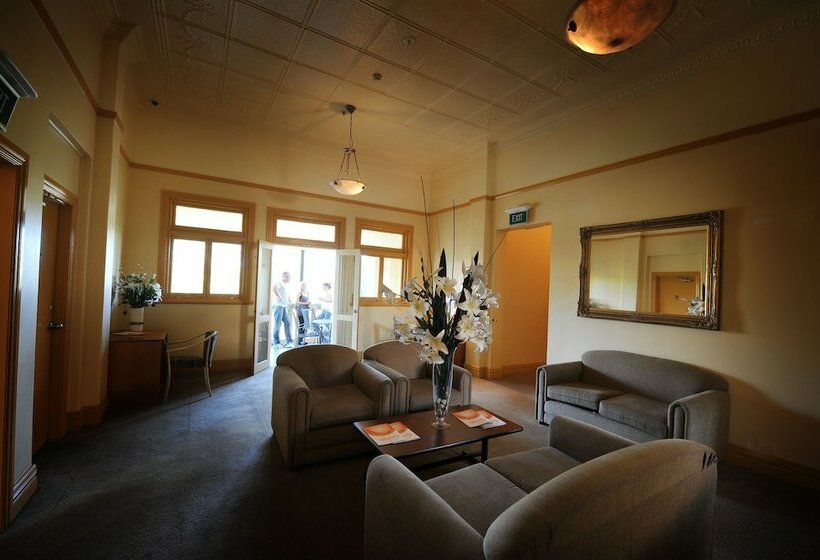 Отель Victoria Griffith