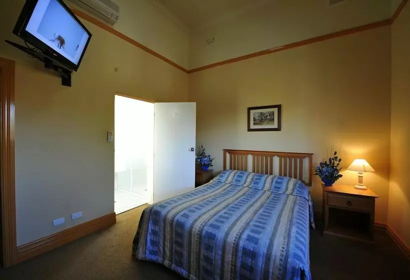 ホテル Victoria   Griffith