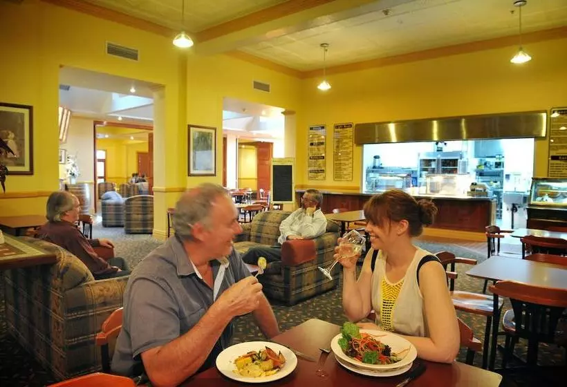 ホテル Victoria   Griffith