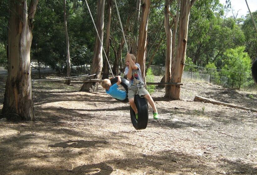 Lorne Bush House Cottages & Eco Retreats