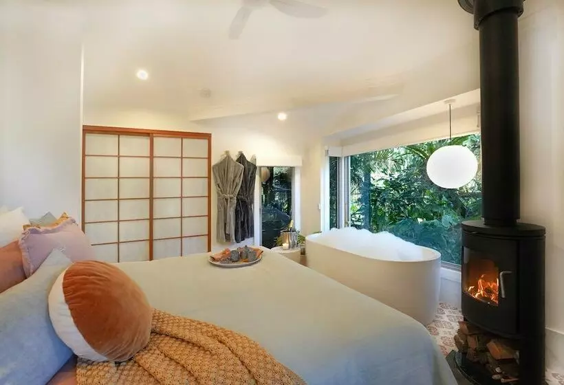 Lovestone Cottages Montville