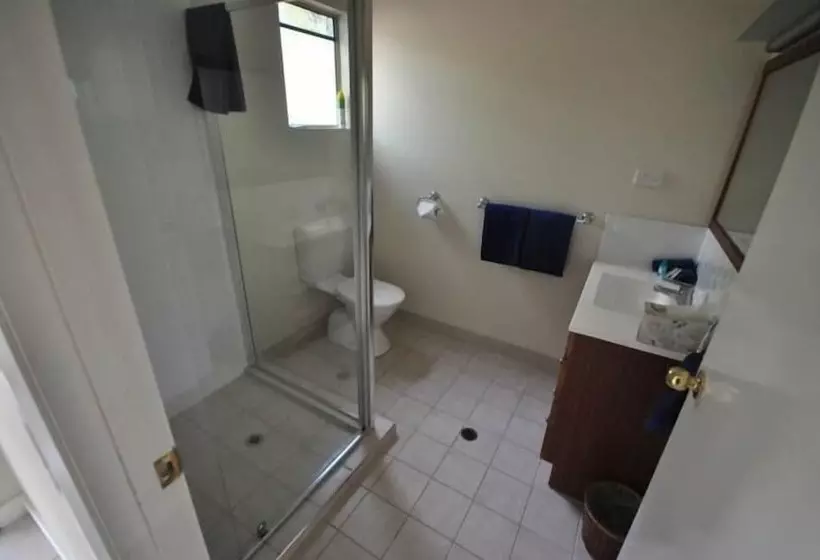 モーテル Tweed Valley Lodge