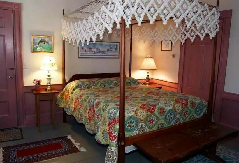تختخواب و صبحانه Simmons Homestead Inn