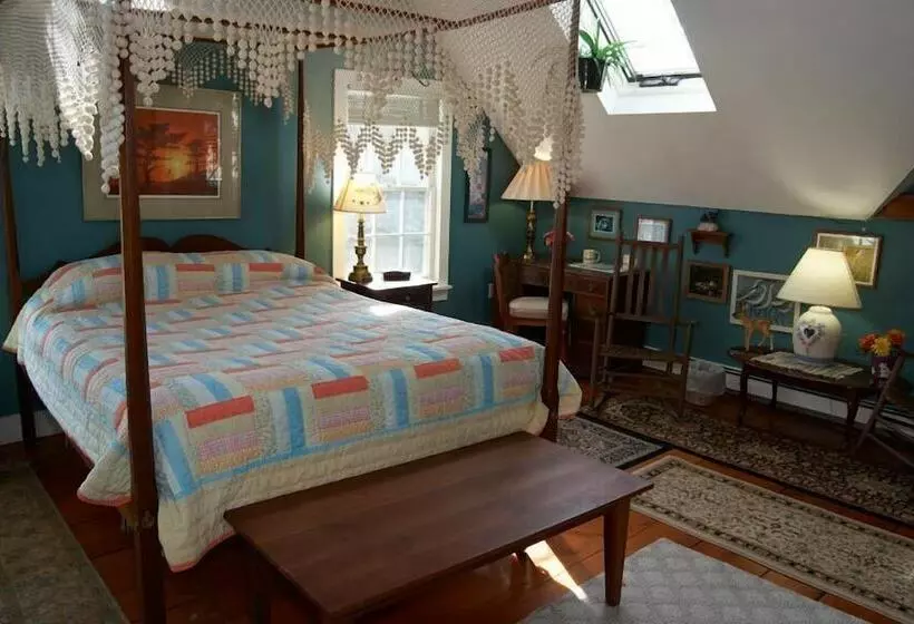 تختخواب و صبحانه Simmons Homestead Inn