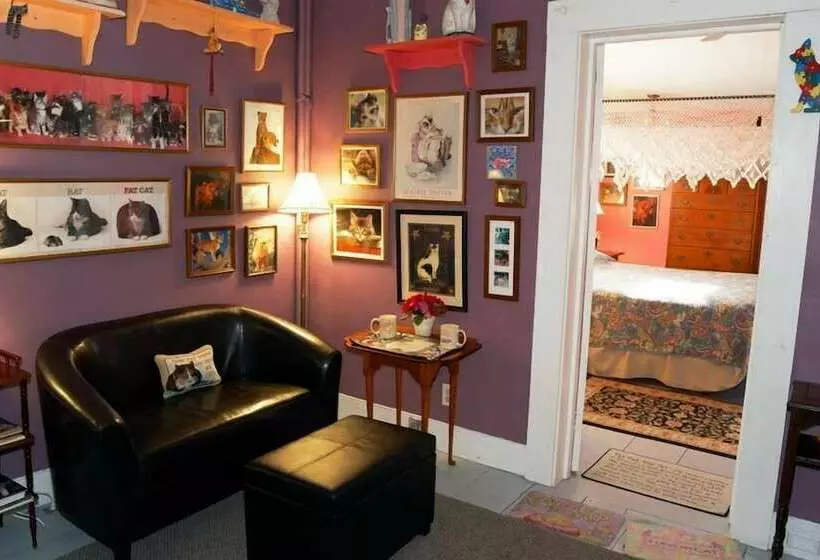 تختخواب و صبحانه Simmons Homestead Inn