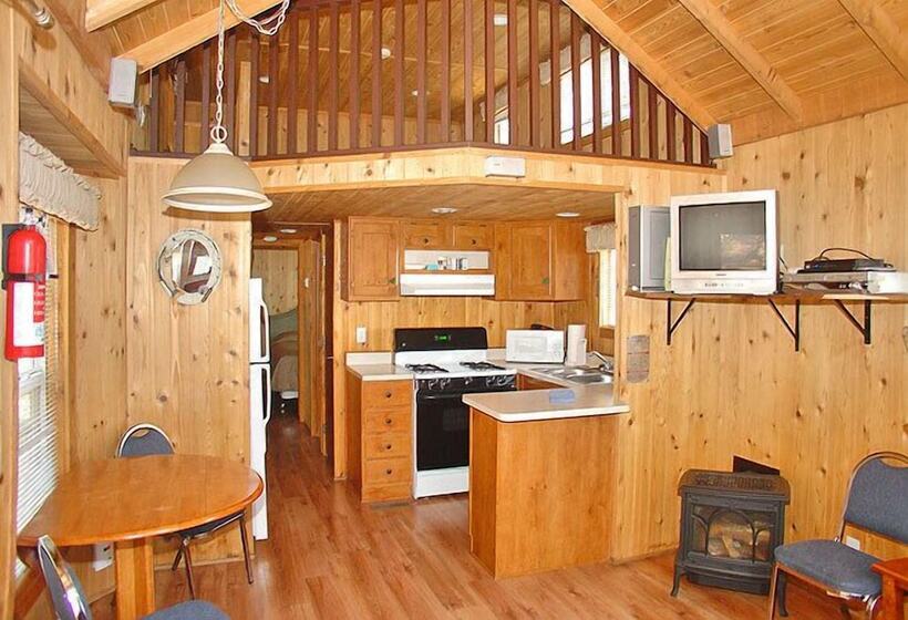 هتل Idyllwild Rv Resort Caravan Park