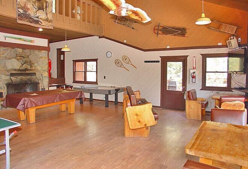 هتل Idyllwild Rv Resort Caravan Park