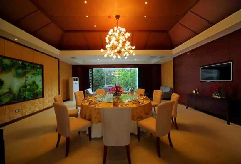 ホテル Ramada By Wyndham Wanning Resort