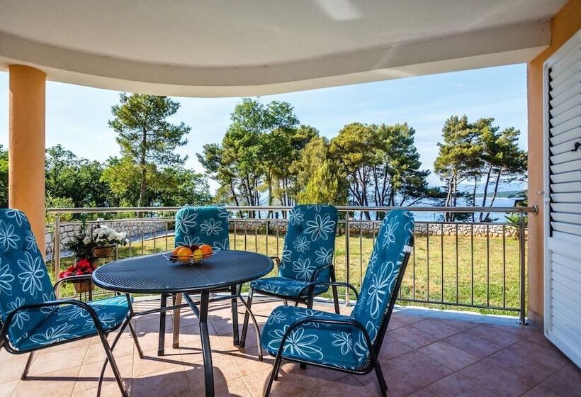 فندق Mare & Mons Deluxe Apartments