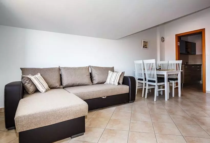 ホテル Mare & Mons Deluxe Apartments