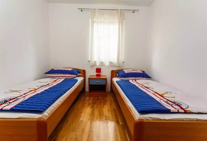 ホテル Mare & Mons Deluxe Apartments