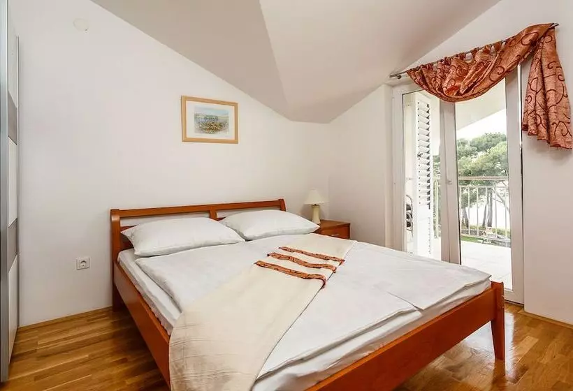 ホテル Mare & Mons Deluxe Apartments