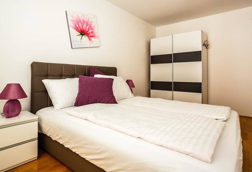 فندق Mare & Mons Deluxe Apartments