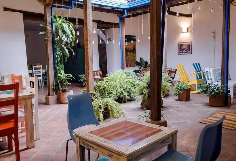 Hotelli Meraki Boutique Hostel