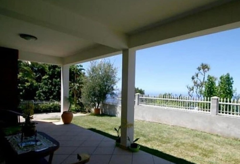 پانسیون L Orky Mel