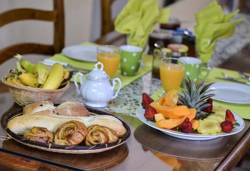 پانسیون L Orky Mel