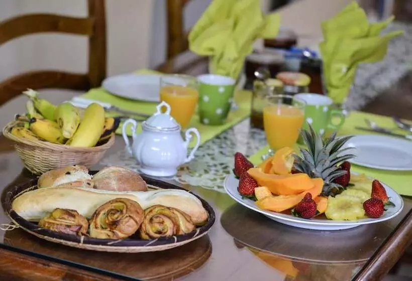 پانسیون L Orky Mel