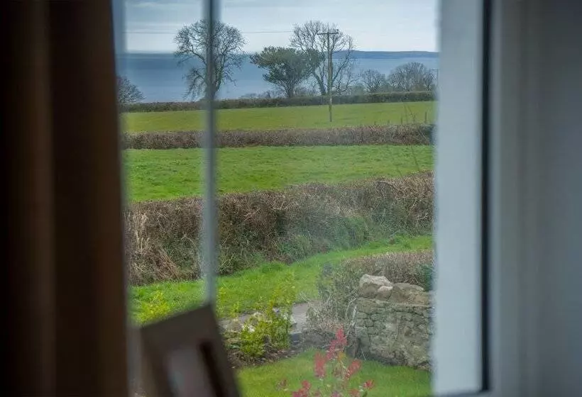 Elidyr Cottage   3 Bed Cottage   Amroth