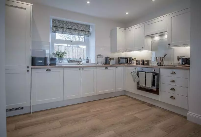 Elidyr Cottage   3 Bed Cottage   Amroth