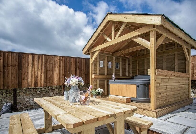 Elidyr Cottage 3 Bed Cottage Amroth