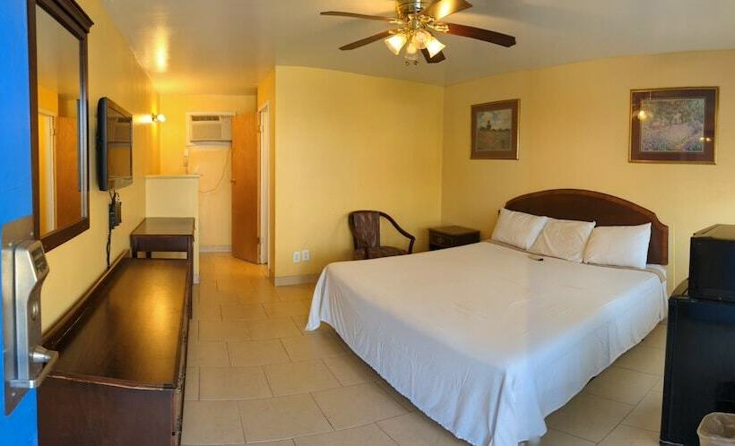 汽车旅馆  Canadian Inn