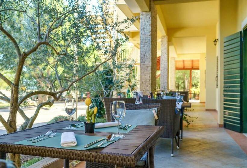 פנסיון Superior Park View Room With Breakfast Included