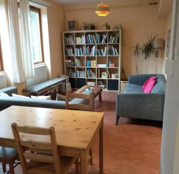 Aamiaismajoitus (B&B) South Downs Eco Lodge & Camping