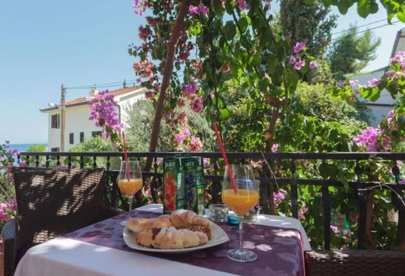 בית מלון כפרי Excellent Double Bed Room With Balcony And Sea View