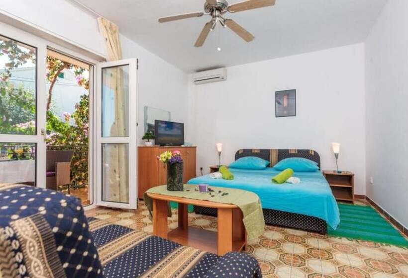 בית מלון כפרי Excellent Double Bed Room With Balcony And Sea View