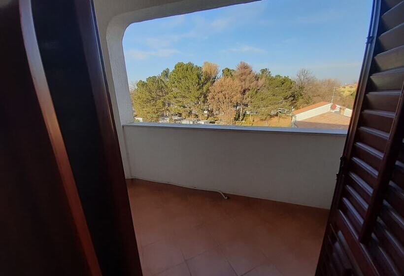 بنسيون House Uli Near The Funtana Beach