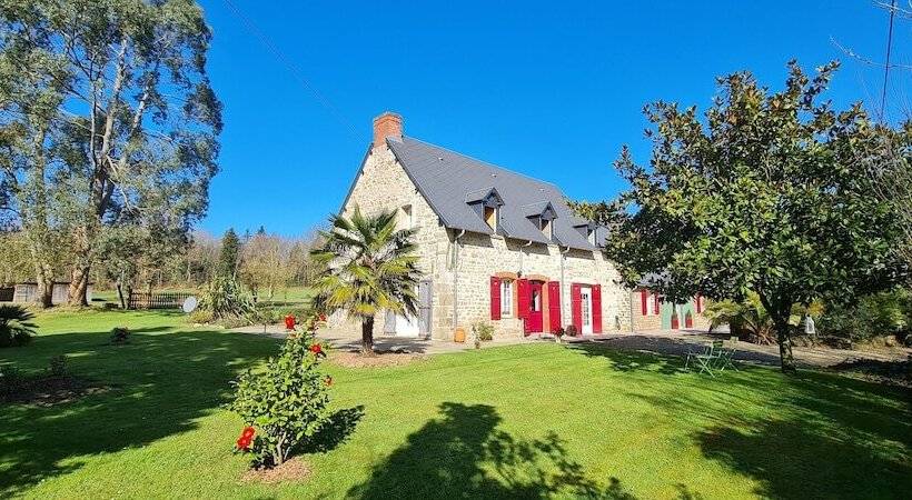 بنسيون La Pichonnière