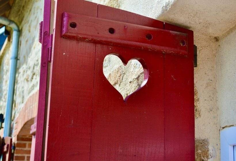 بنسيون La Pichonnière