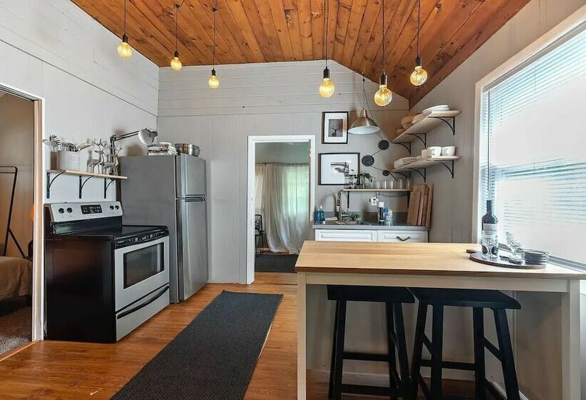 Romantic Bungalow Amongst The Pines