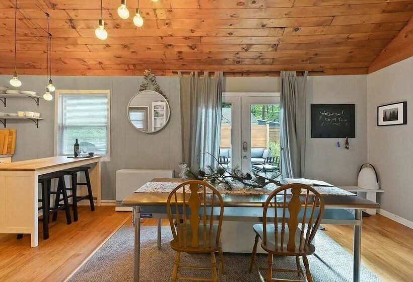 Romantic Bungalow Amongst The Pines