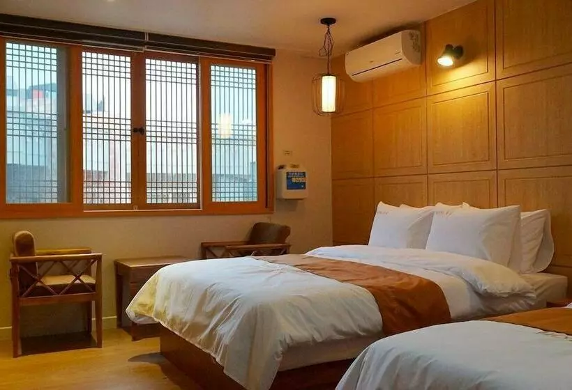 ホテル Hwangsil Tourist