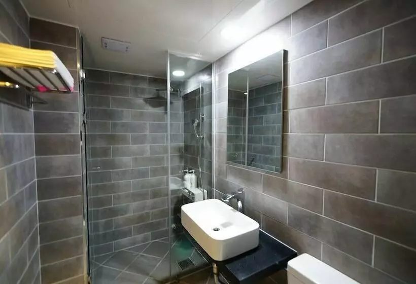 ホテル Hwangsil Tourist